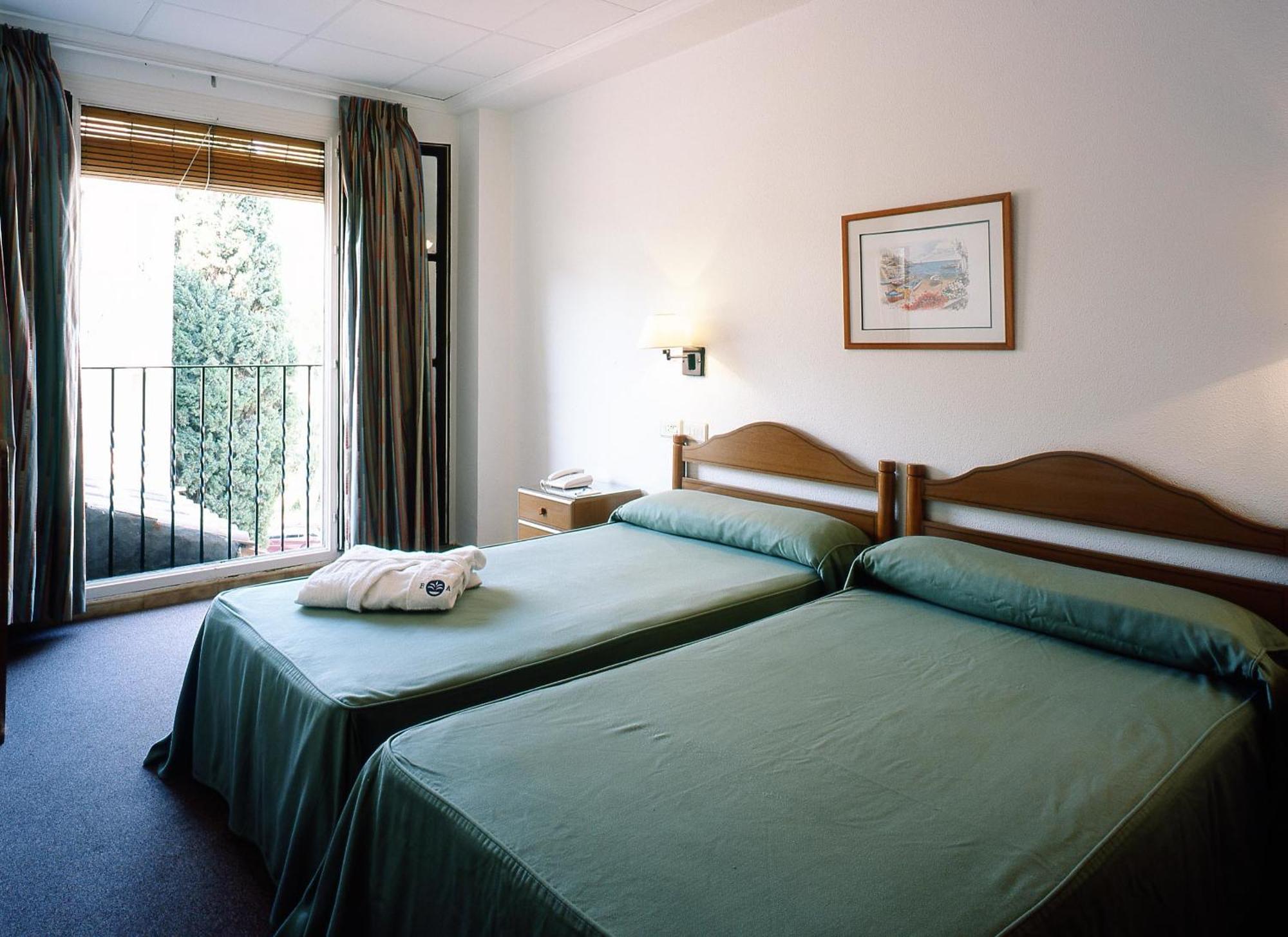 Balneario De Archena - Hotel Leon Номер фото